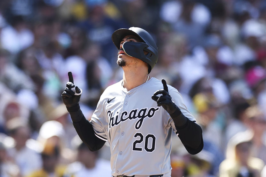 Cardinals Dominate Guardians in Week 7 Rout